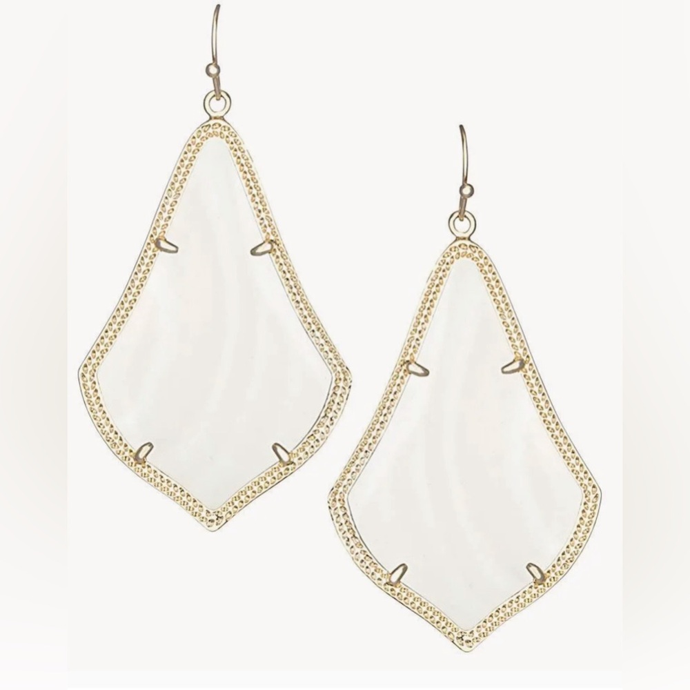 Kendra Scott- Pearl white drop earrings. Gold frame